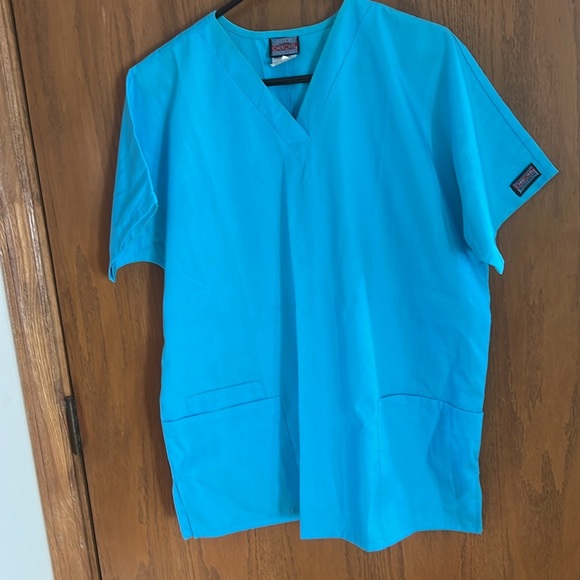 Authentic Cherokee workwear, size, medium Bluish in color - Picture 5 of 5